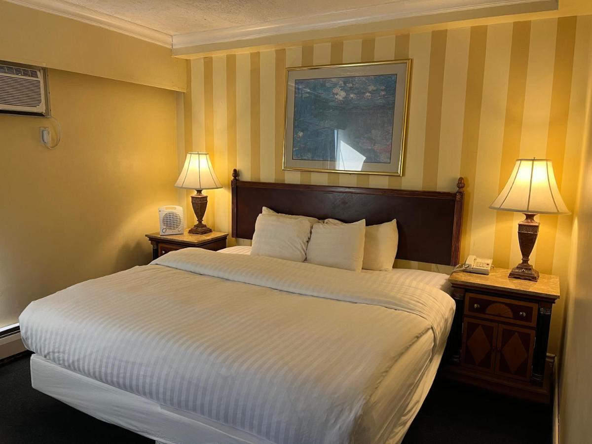 Island Travel Inn Вікторія Екстер'єр фото