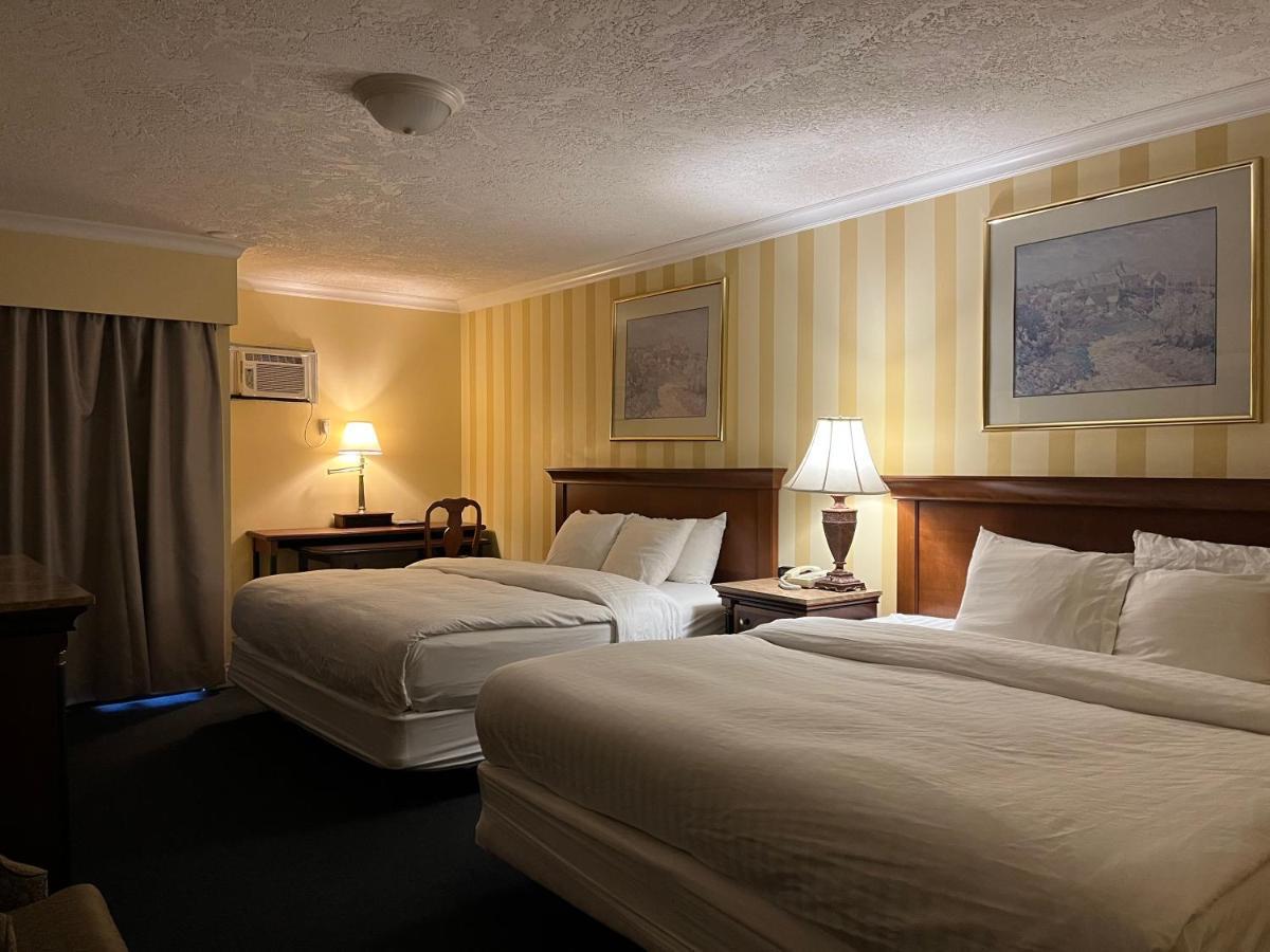 Island Travel Inn Вікторія Екстер'єр фото
