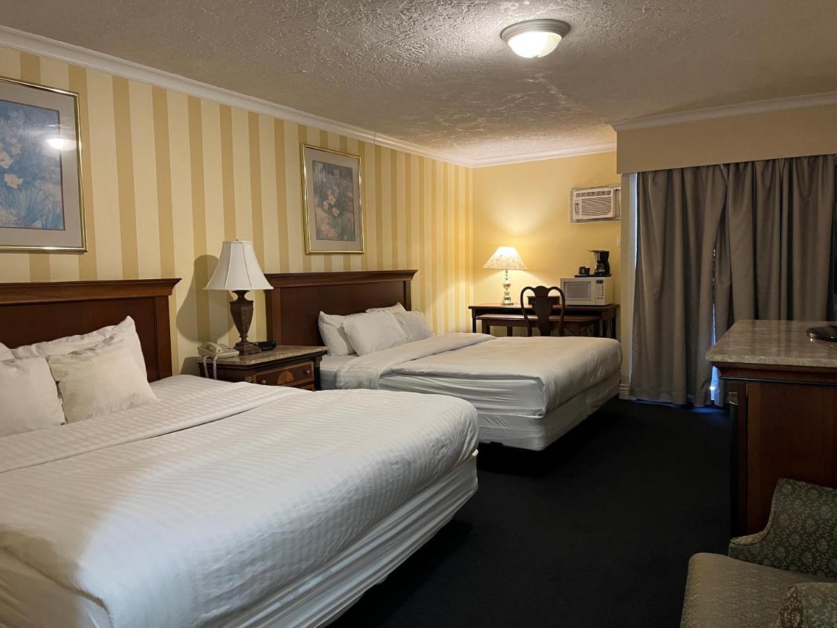 Island Travel Inn Вікторія Екстер'єр фото