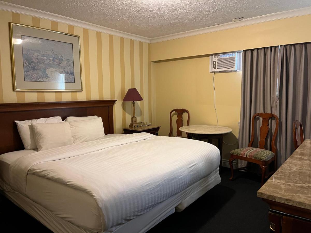 Island Travel Inn Вікторія Екстер'єр фото