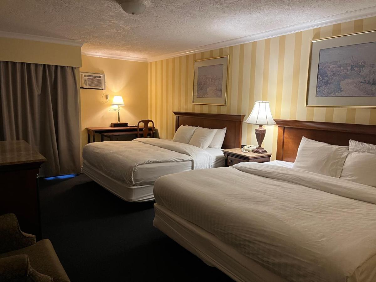 Island Travel Inn Вікторія Екстер'єр фото
